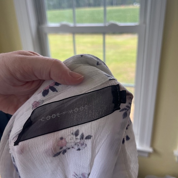 Code x mode shirt - Picture 7 of 8